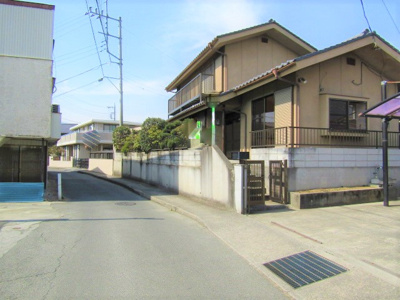 【前面道路含む現地写真】 | 中古戸建　甲府市富竹2丁目 | 前面道路含む現地写真です