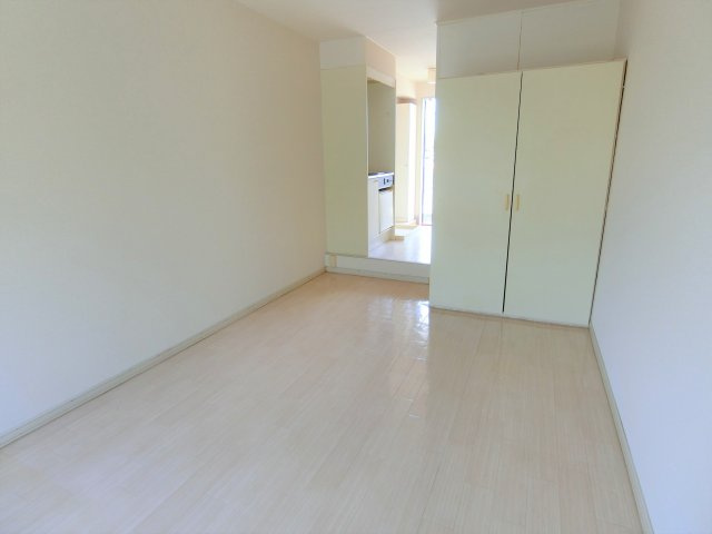 ジェンティーレ一穂の洋室