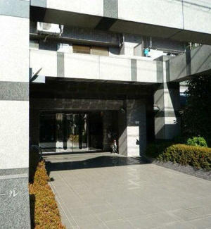 【エントランス】