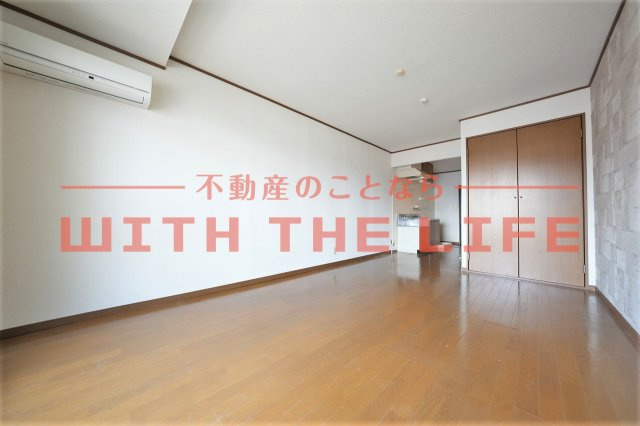 コーポラスＫⅡ【キャッシュバック対象物件】の洋室|落ち着いた色調の洋室です