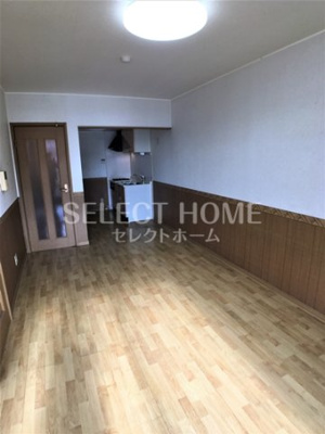 【居間・リビング】 | リブエステート井田 | ゆったりとしたリビングです