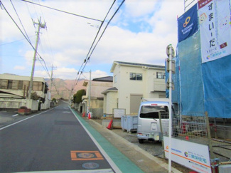 【前面道路含む現地写真】 | 前面道路含む現地写真です