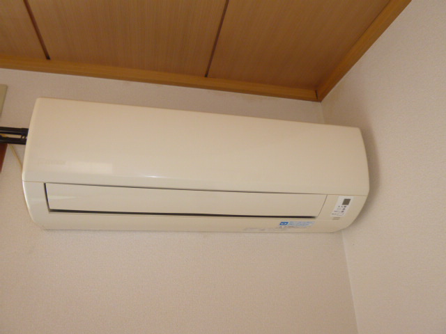 プレジール千田の設備|エアコン