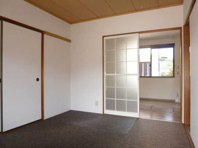 プレジール千田の寝室|和室