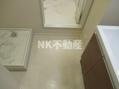 【洗面所】 | ジュフレール プレミア（放出賃貸） | 洗面所です