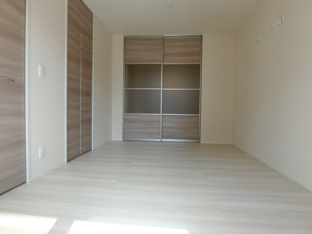 【寝室】 | 大山蓮華