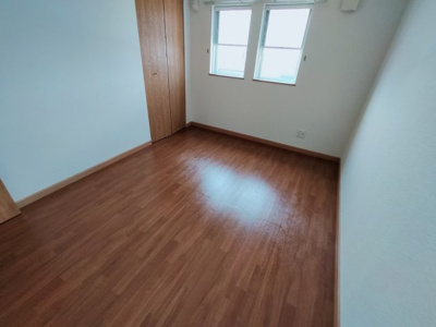 【寝室】 | Bentornati（ベントルナーティ）