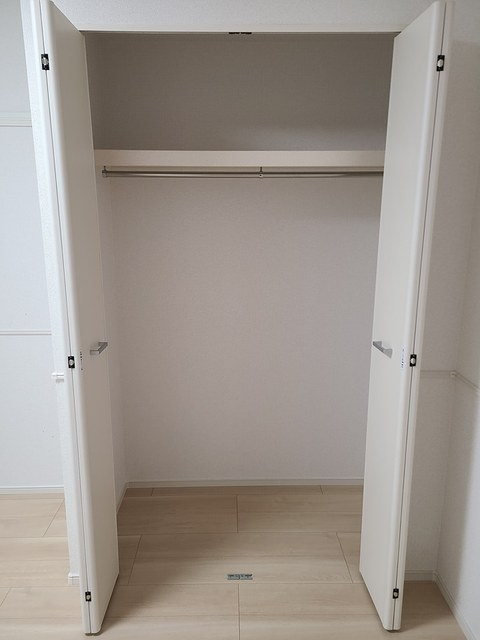 ブレイ　ダ　ブリクの収納|☆大量収納のクローゼット☆