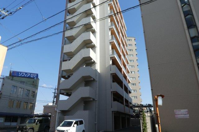 リーブル老松町の外観