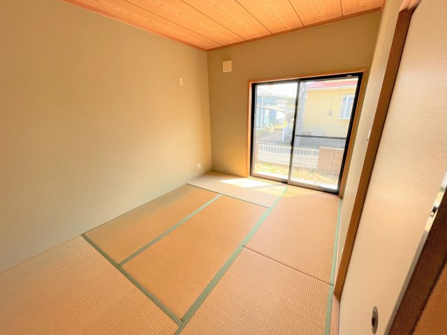 東金市川場1321貸家の和室