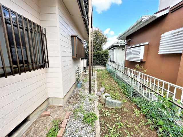 東金市川場1321貸家の庭