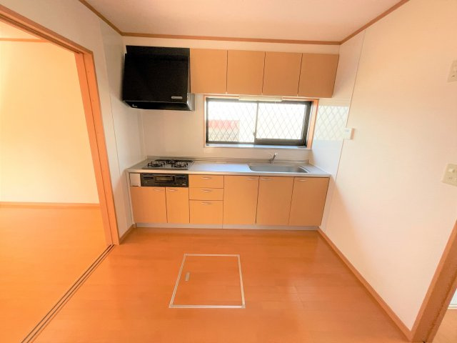 東金市川場1321貸家の居間・リビング