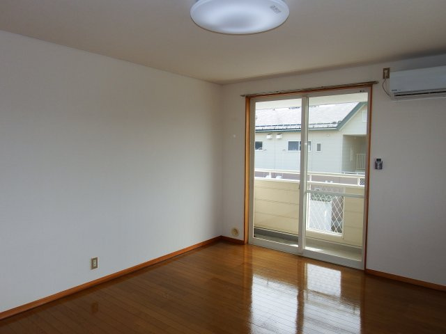 モーツァルト壱番館の居間・リビング|サンプル