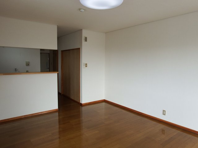 モーツァルト壱番館の居間・リビング|サンプル