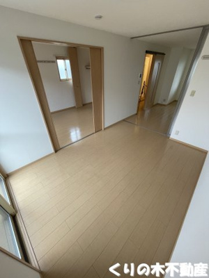 【寝室】 | メゾン・リヴェール | 開放的な寝室です