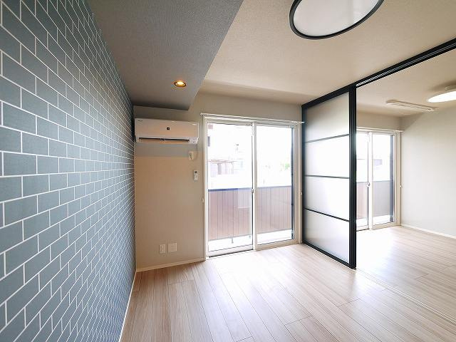 ソフィア（大安寺）の内装|おしゃれな内装です