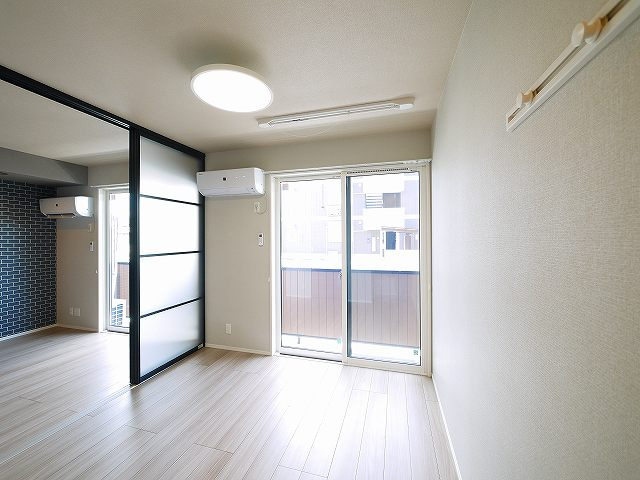 ソフィア（大安寺）の寝室|きれいな洋室です