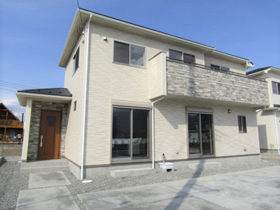 【外観：施工例】 | ブルーミングガーデン　甲府市東下条1号棟 | 外観は落ち着いています