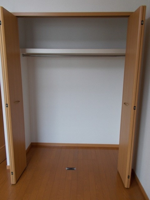 プライジアノブの収納|☆大量収納のクローゼット☆