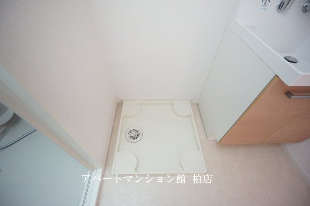ラピスラズリの洗面所