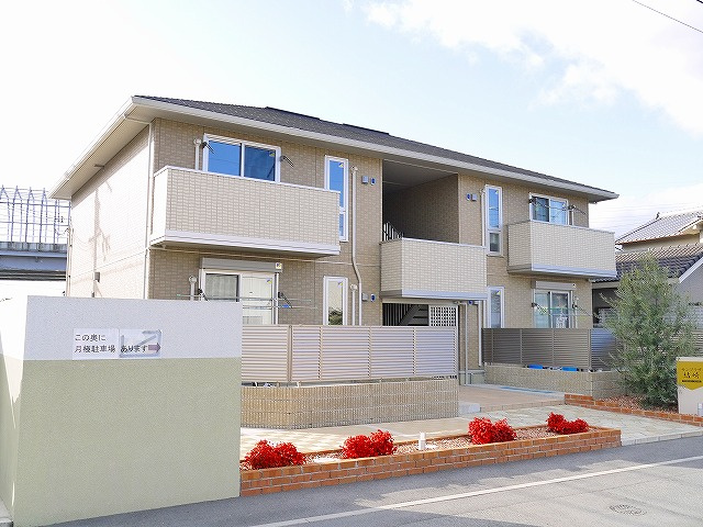 サンプラザ結崎の外観|おしゃれな外観です