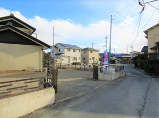 【前面道路含む現地写真】 | 前面道路含む現地写真です