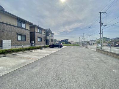 【駐車場】 | アルブルコート　A棟