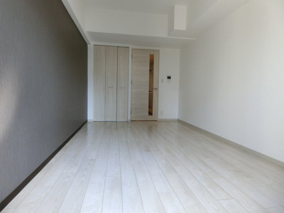 【居間・リビング】 | クリスタルグランツ梅田