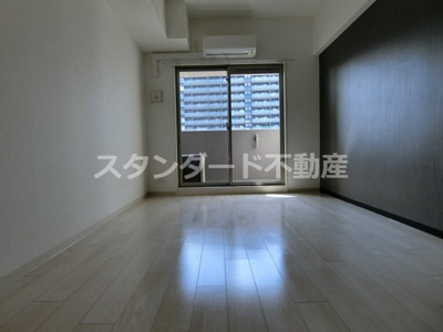 【居間・リビング】 | クリスタルグランツ梅田