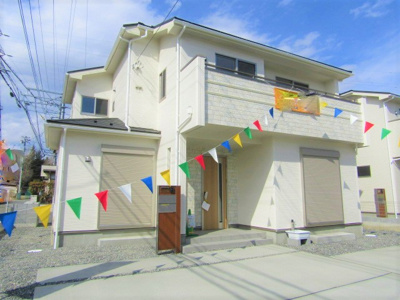 【外観】 | ブルーミングガーデン甲斐市西八幡1号棟 | おしゃれな外観です