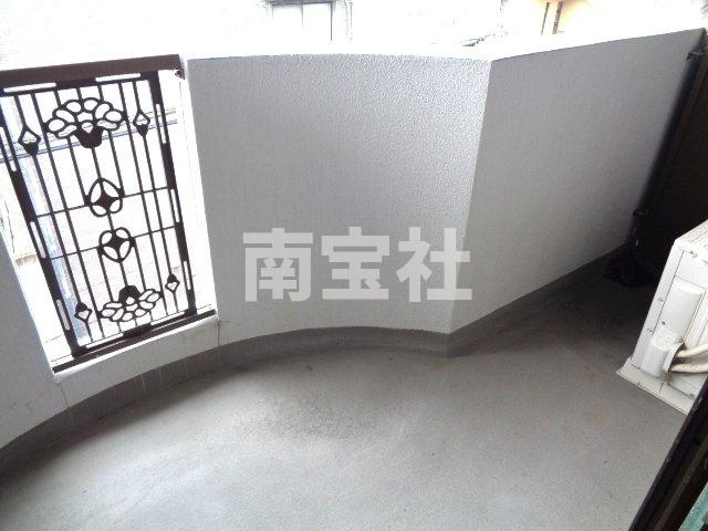 【バルコニー】