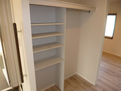 【収納】 | プレステージ溝口C | 廊下収納