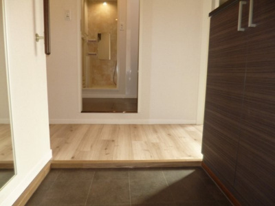 【玄関】 | プレステージ溝口C