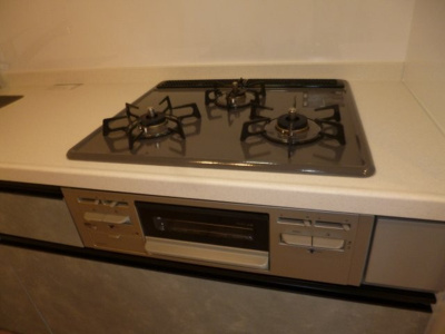 【キッチン】 | プレステージ溝口C | 3口ガスコンロ