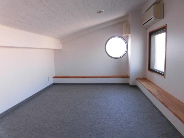 高知市塩田町　中古住宅の収納|4F屋根裏収納