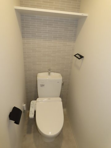 レジュールアッシュ塚本レジデンスのトイレ