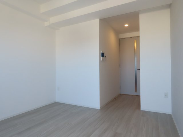 レジュールアッシュ塚本レジデンスの居間・リビング