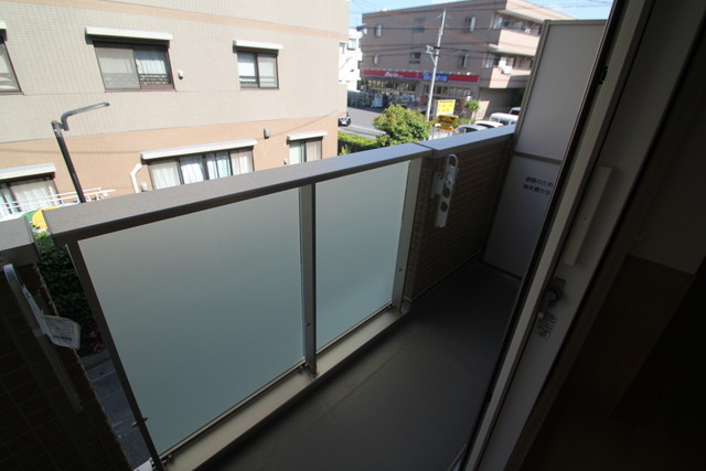 Brown Tabbyのバルコニー