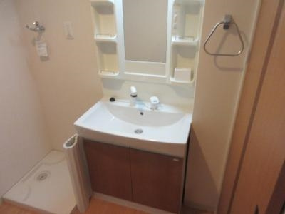 Gracia神明（グレイシア神明）の独立洗面台|洗面脱衣所