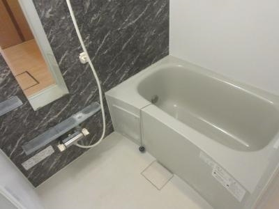 Gracia神明（グレイシア神明）の浴室|追い焚き機能付バス