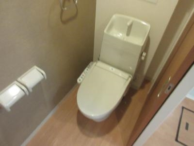 Gracia神明（グレイシア神明）のトイレ|温水洗浄便座