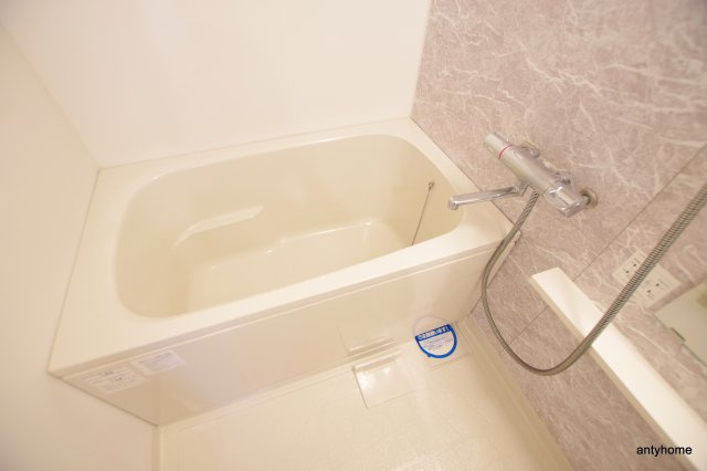 S-RESIDENCE江坂　仲介手数料無料の浴室