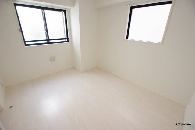 S-RESIDENCE江坂　仲介手数料無料の洋室
