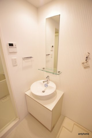 S-RESIDENCE江坂　仲介手数料無料の洗面所