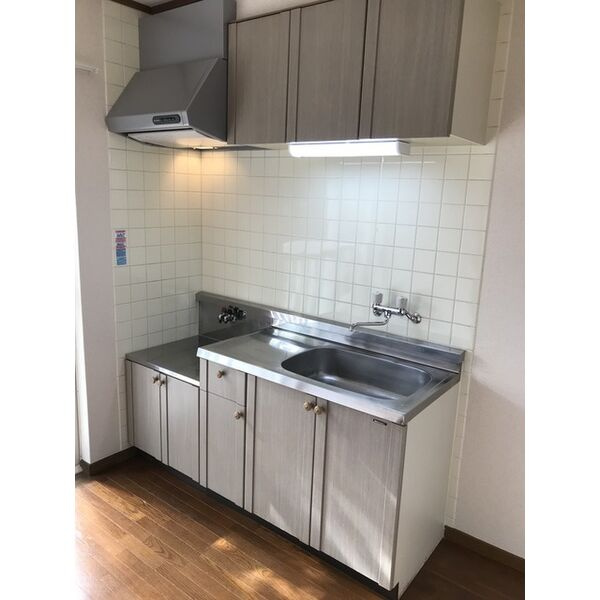 ドミールたかねC棟のキッチン