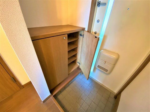 ドミールたかねC棟の収納