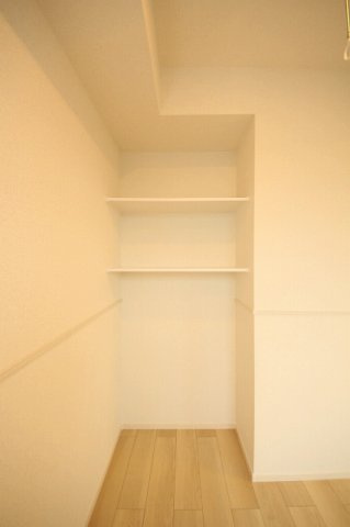 プリムヴェールの収納|サンルームの収納です