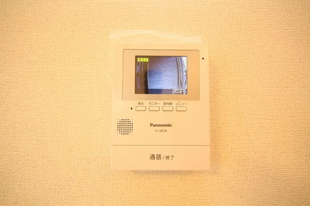 プリムヴェールのセキュリティ|モニター付きインターホンです