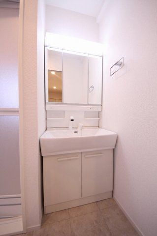 プリムヴェールの独立洗面台|朝の身支度には欠かせない独立洗面化粧台