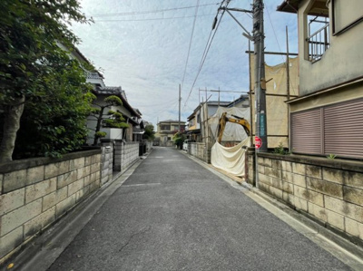 【前面道路含む現地写真】 | 八木北小・古家あり・土地34.5坪・岸和田市箕土路町２丁目 | 解体中です♪